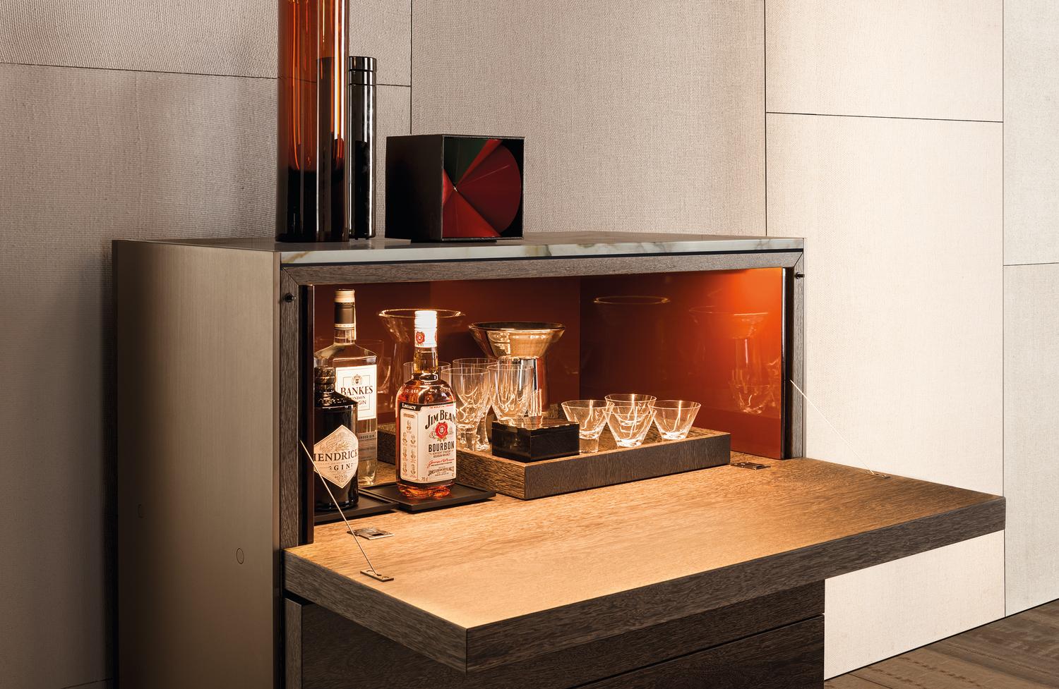 CARSON Bar cabinet