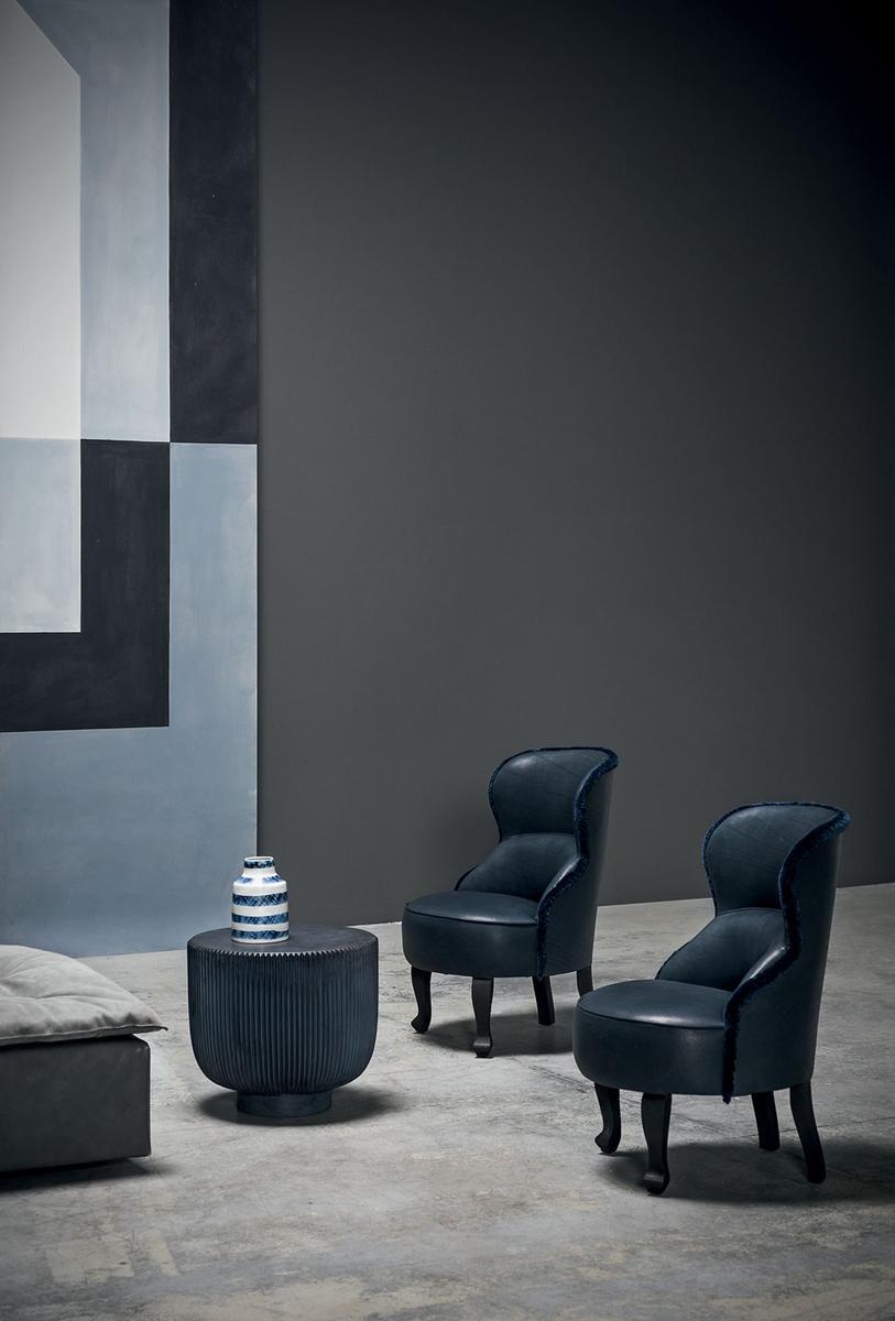 JUNO Round cement coffee table