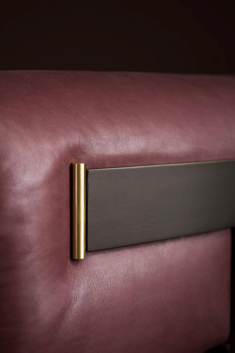 BELT Leather armchair with armrests