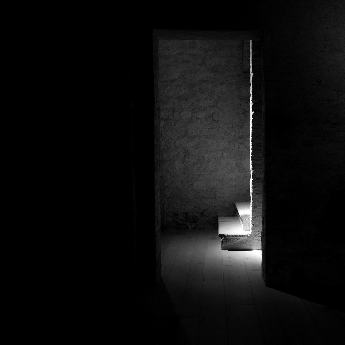 DOT P LED wall-mounted spotlight