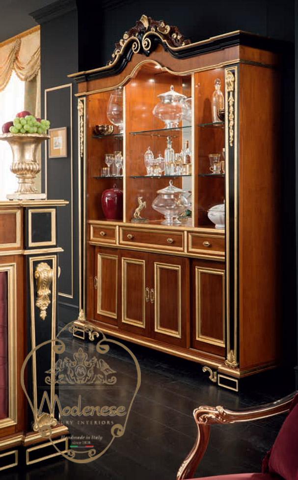 14106 Wooden bar cabinet