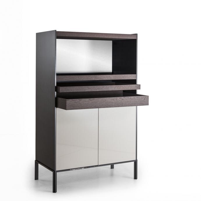QUINTEN Wooden highboard with drawers
