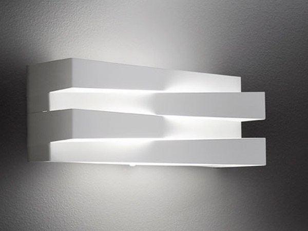 CROSS Metal wall light