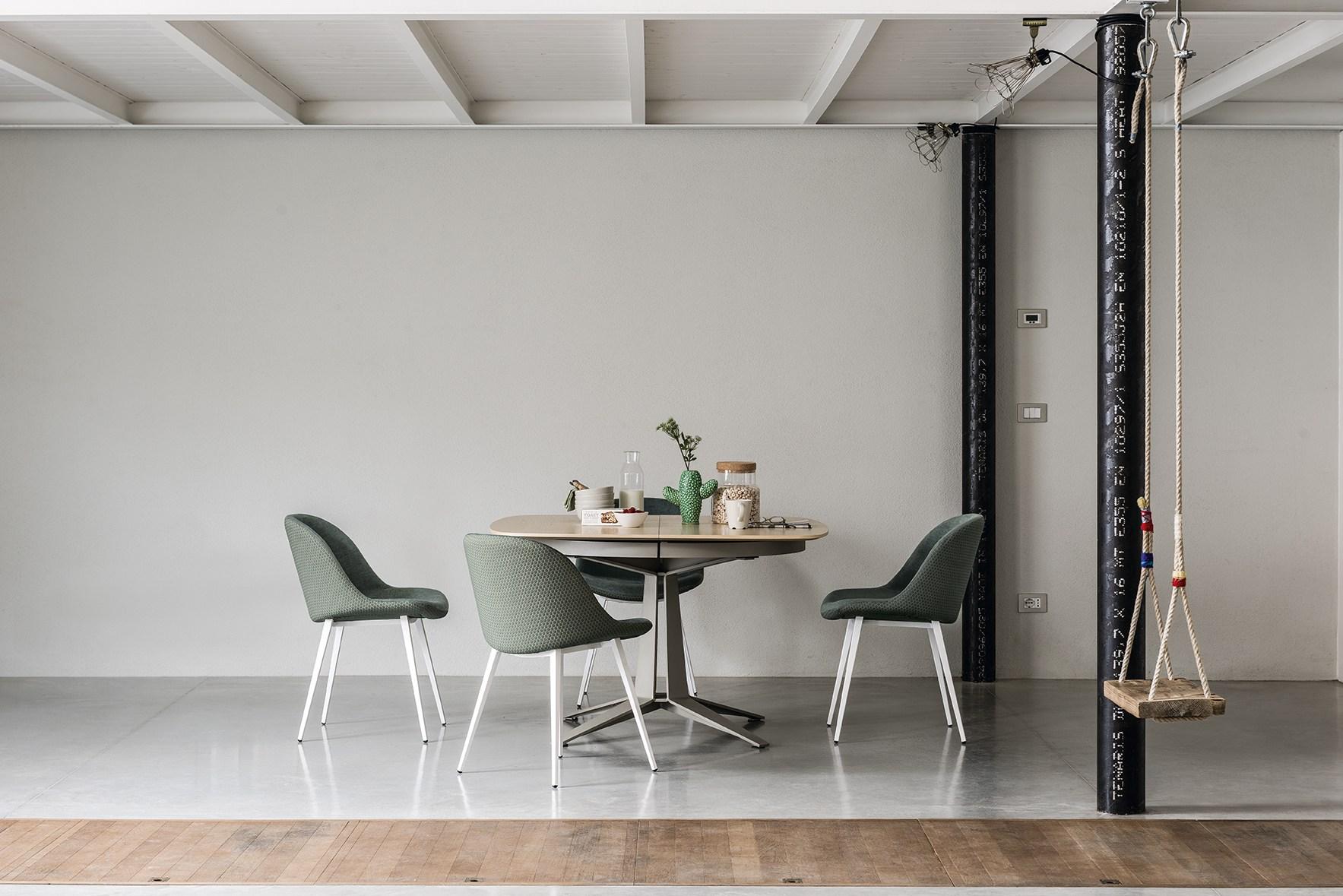 SONNY S-MT Upholstered metal restaurant chair
