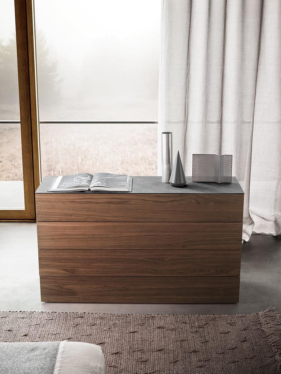 SPAZIO Wooden chest of drawers