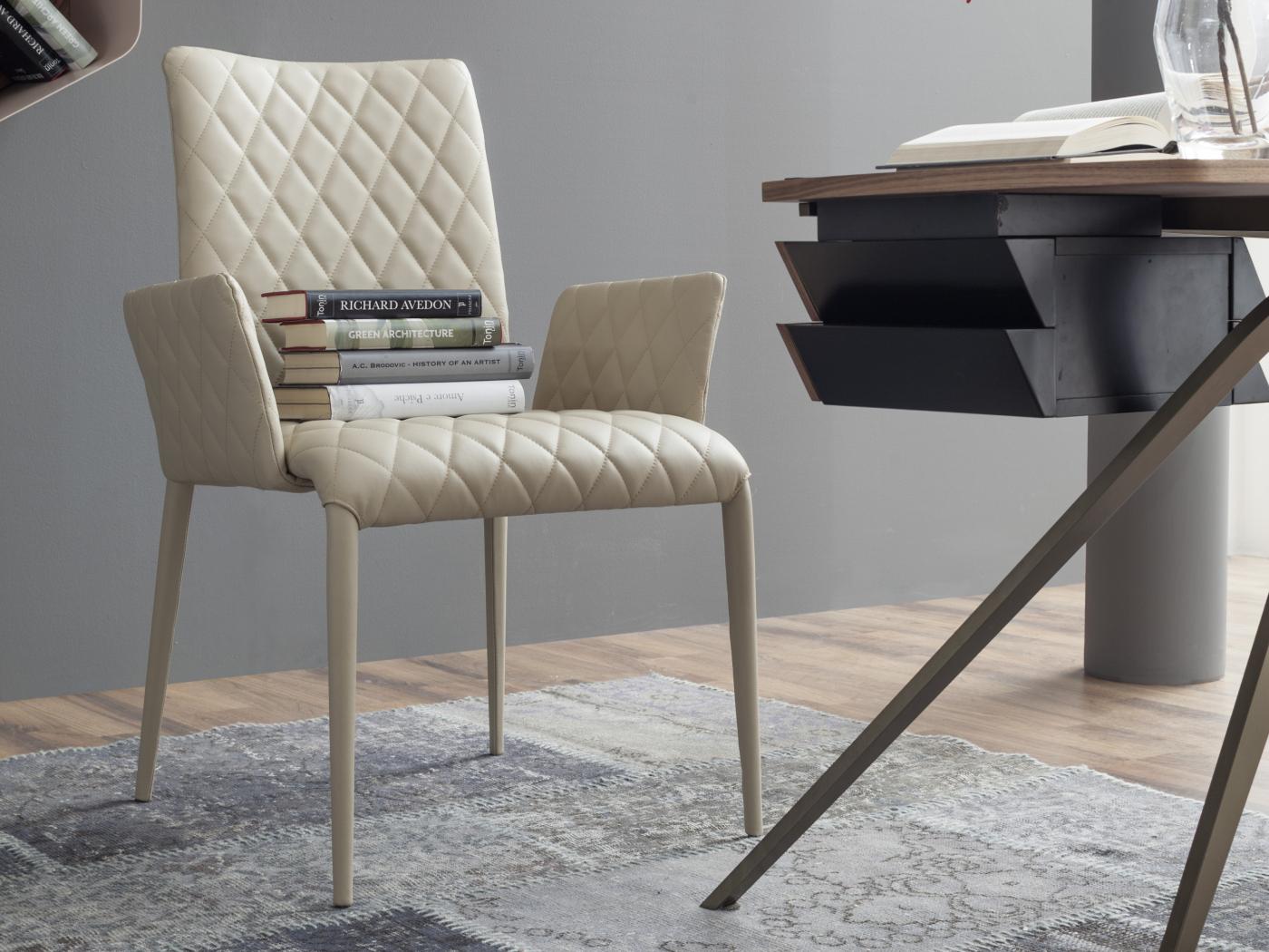KOSMOS Upholstered leather chair with armrests
