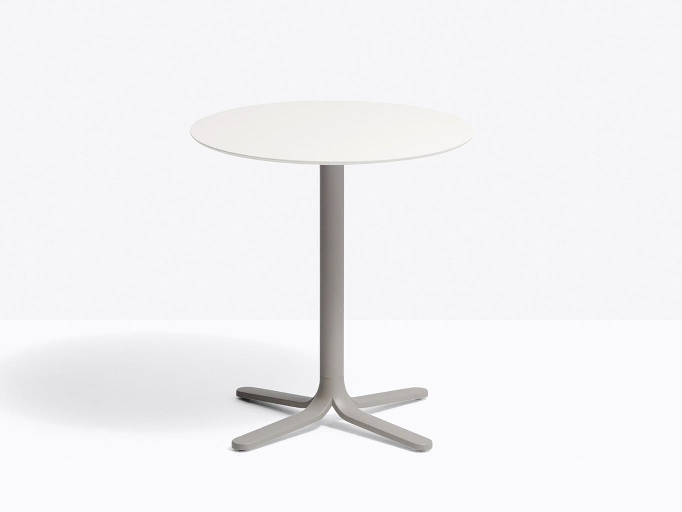 FLUXO 5465 Round die cast aluminium table with 4-star base