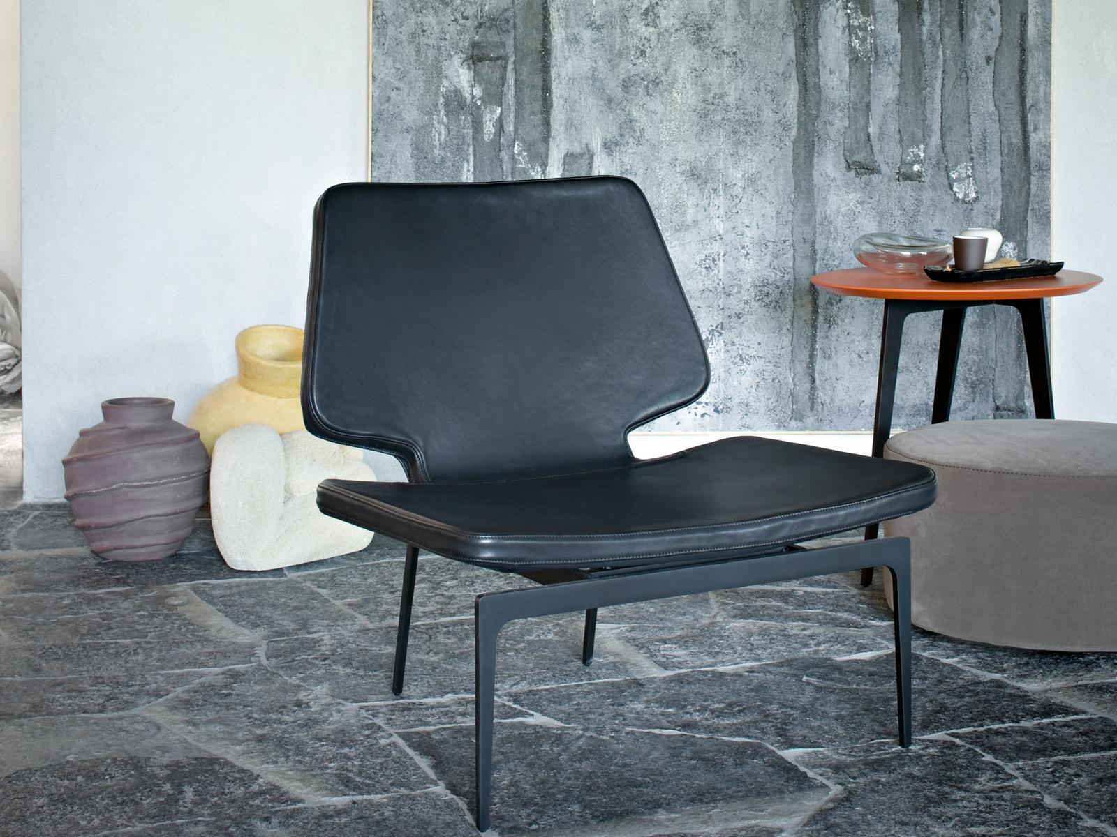 WERNER Leather easy chair