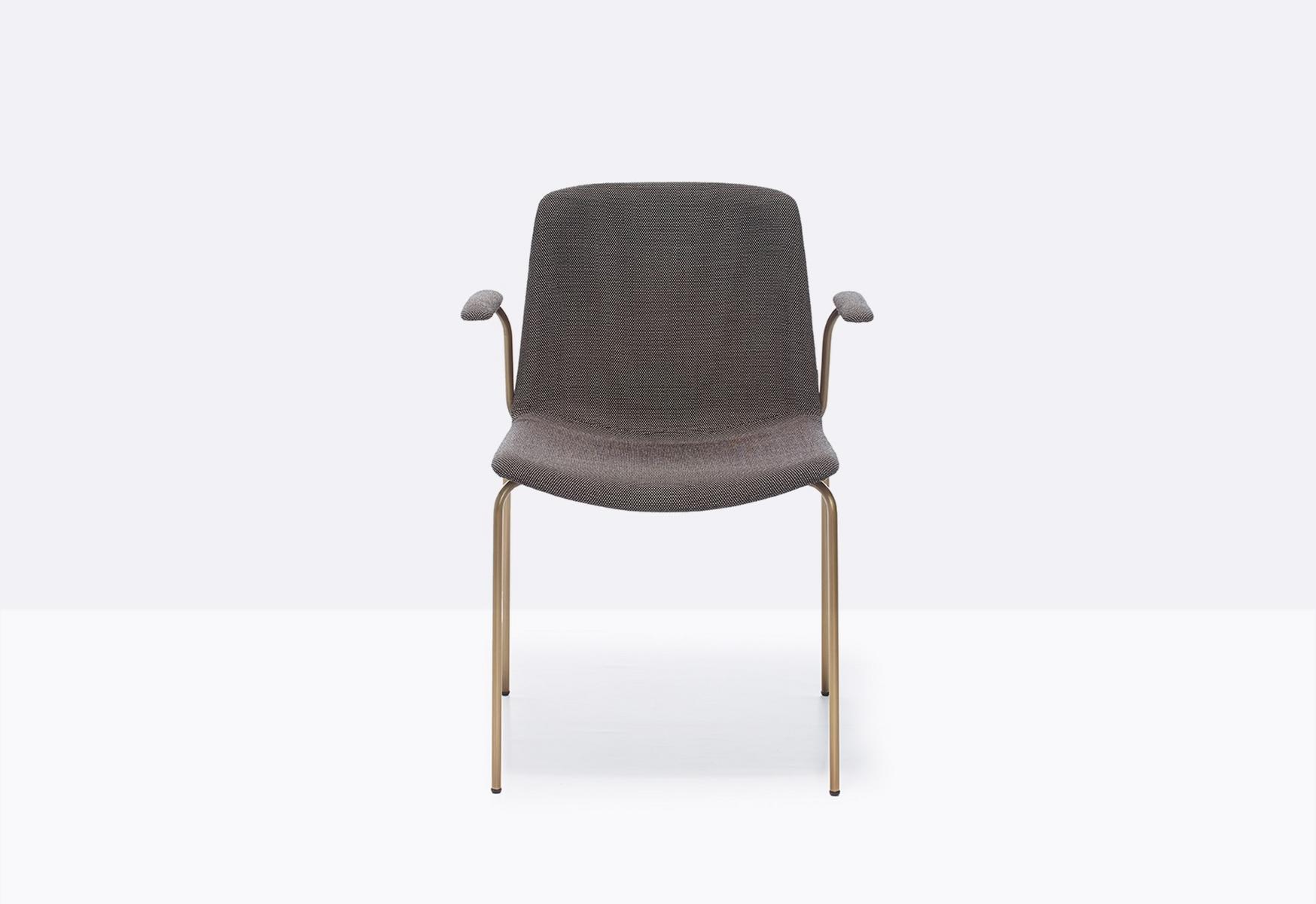 TWEET 895/2 Upholstered chair with armrests