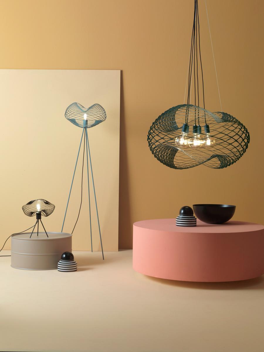 NET Direct light iron table lamp