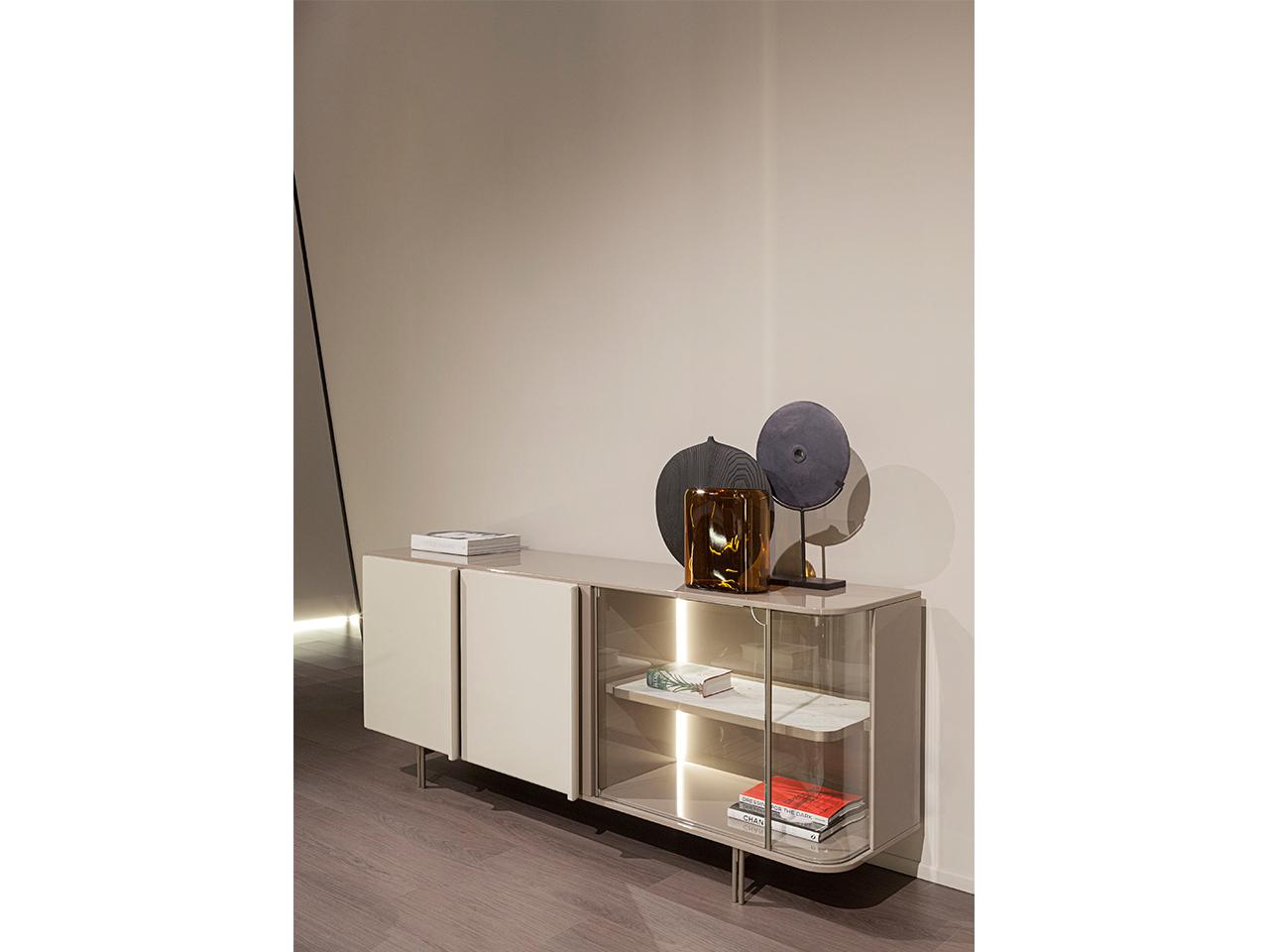 ZERO Lacquered wooden sideboard with leather doors