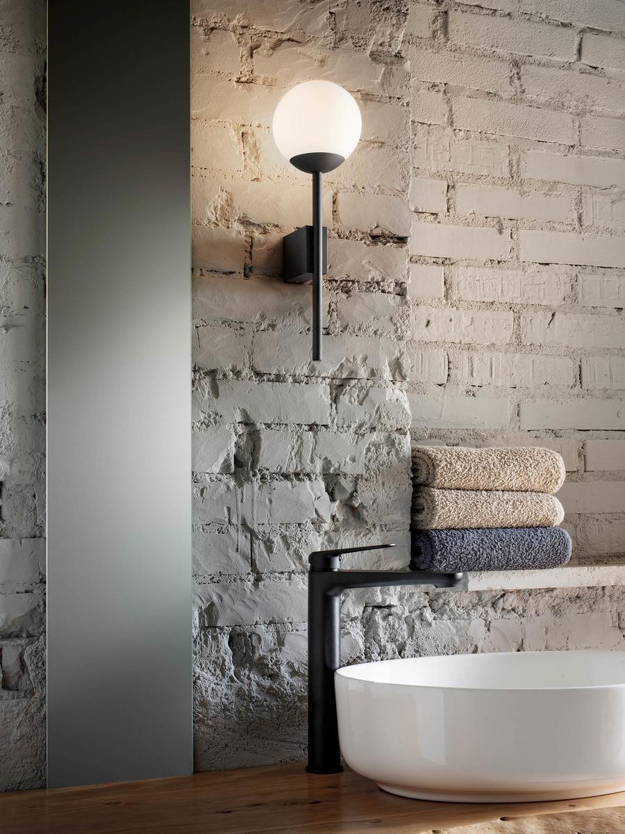 LA PALLINA AP LED metal wall lamp
