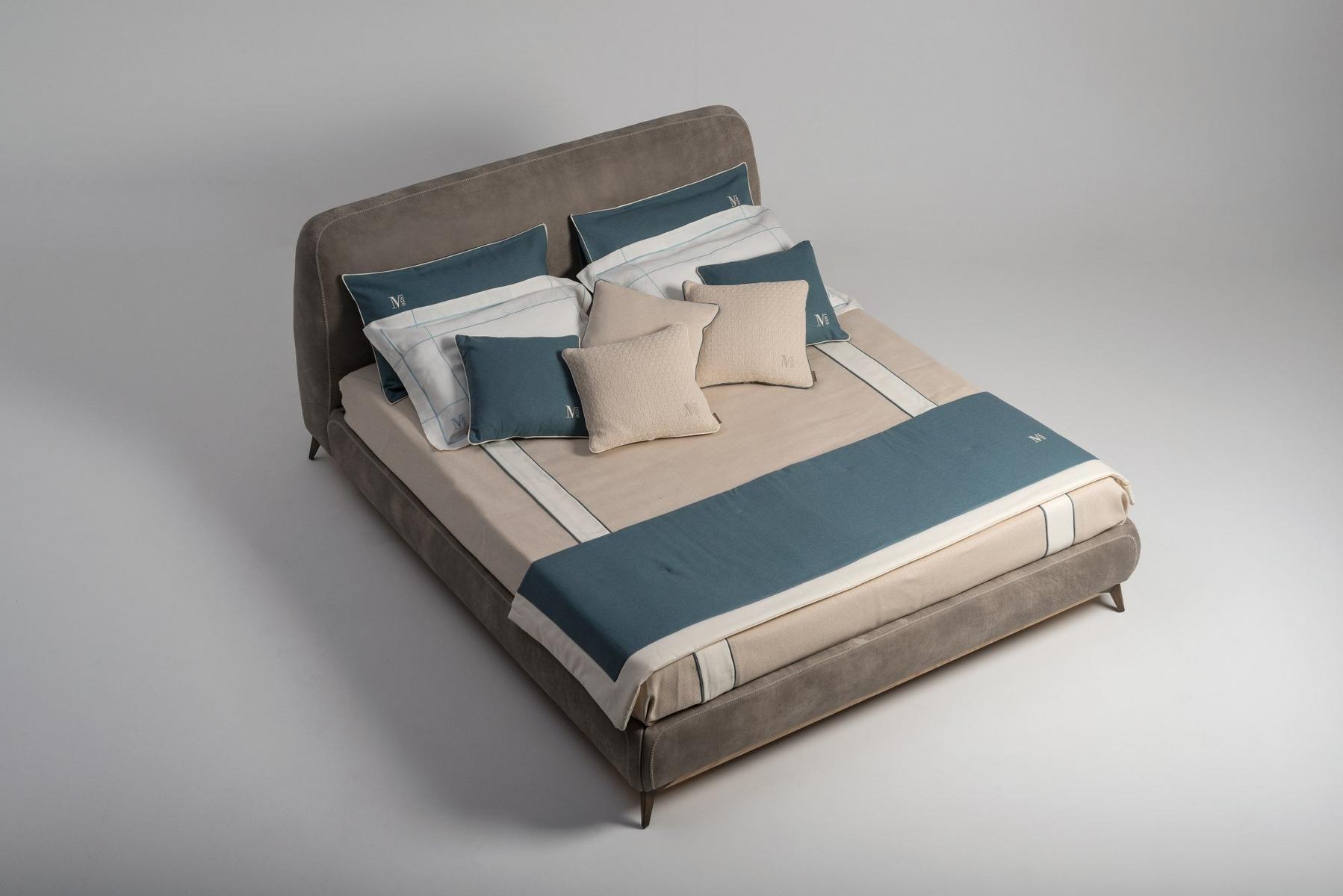 BARUFFA Leather bed