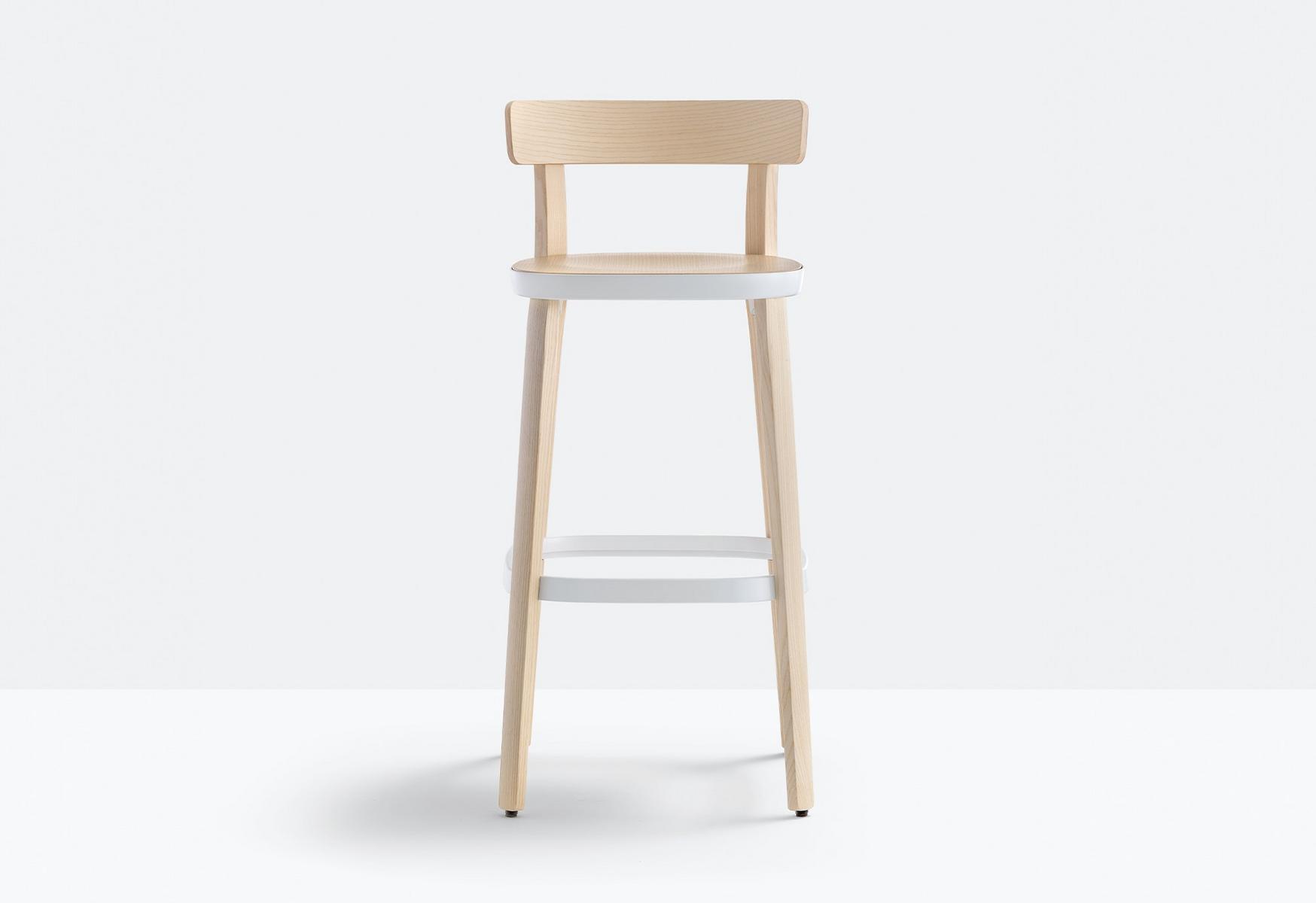 FOLK 2936 High ash stool with back