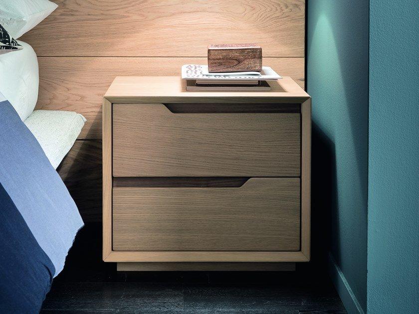 FAST Oak bedside table with drawers