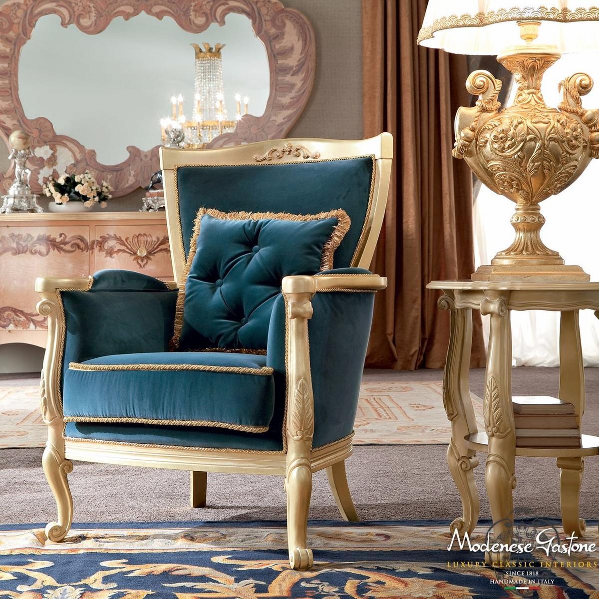 13427 Velvet armchair with armrests