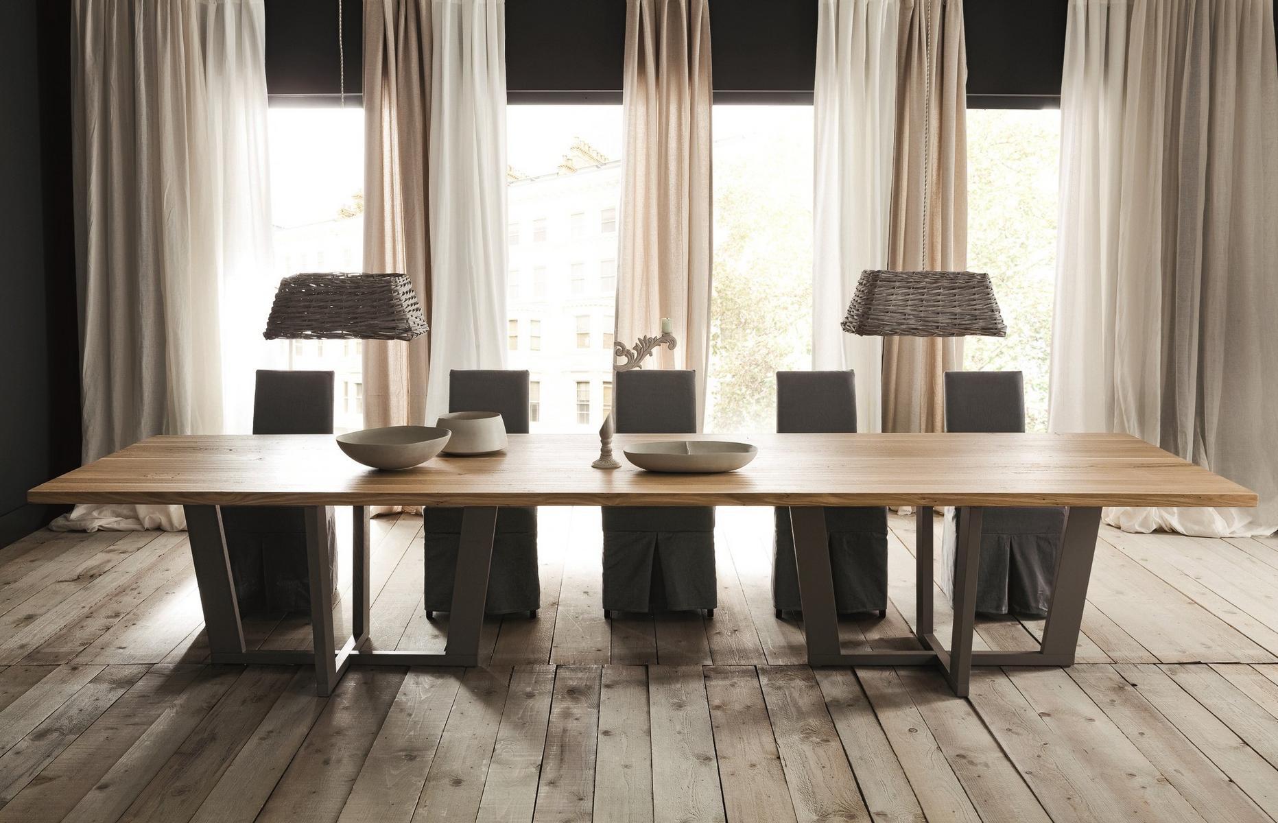 PARIGI + ROAD Rectangular oak dining table