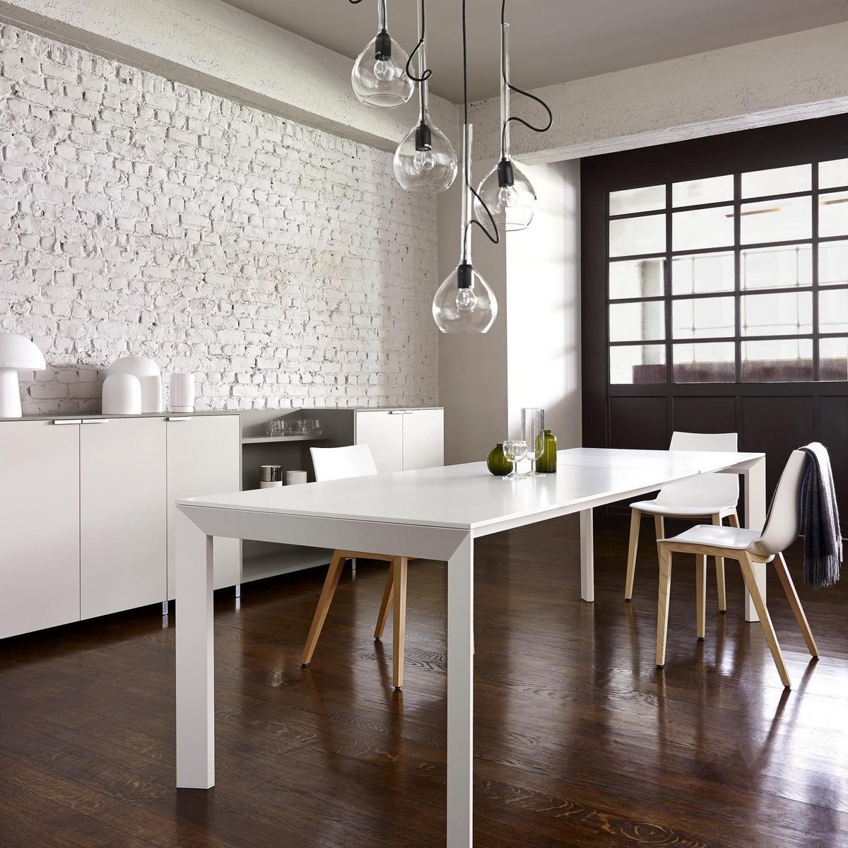 FROST Extending rectangular wooden dining table