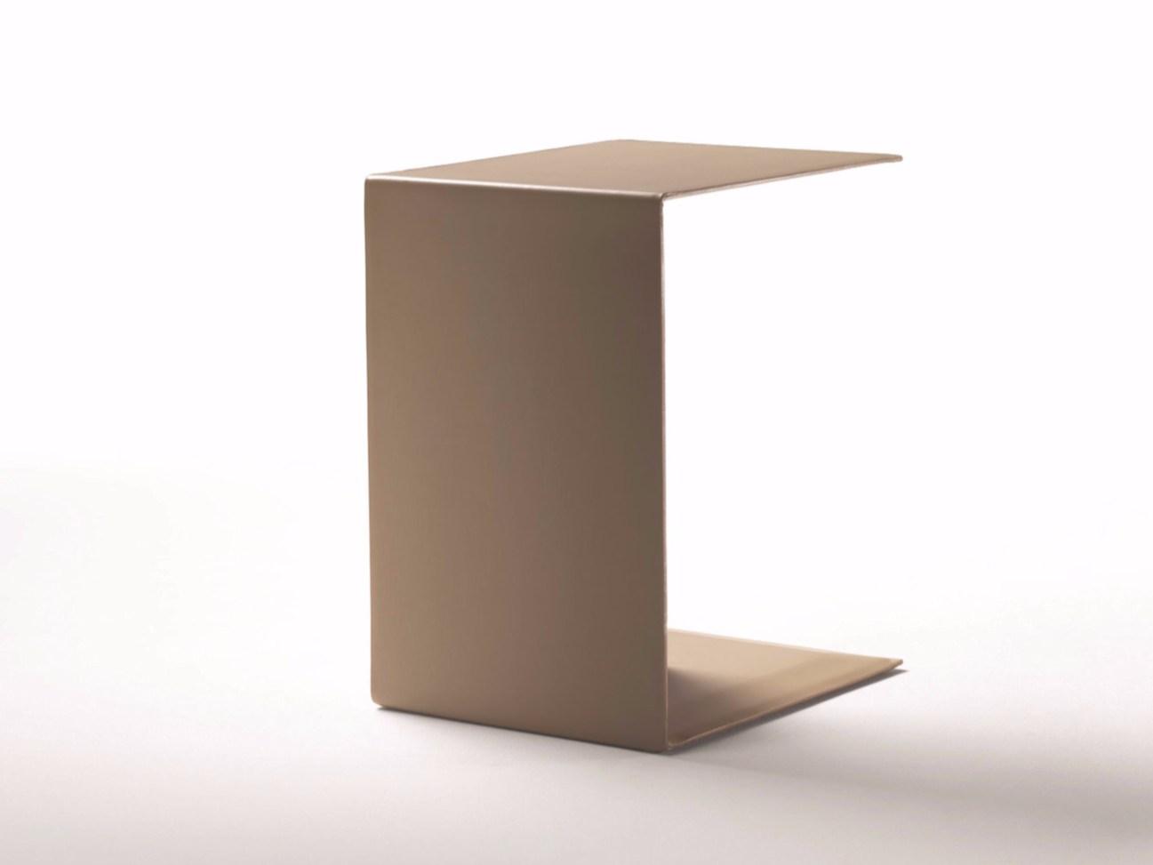 PLAIN Rectangular tanned leather coffee table