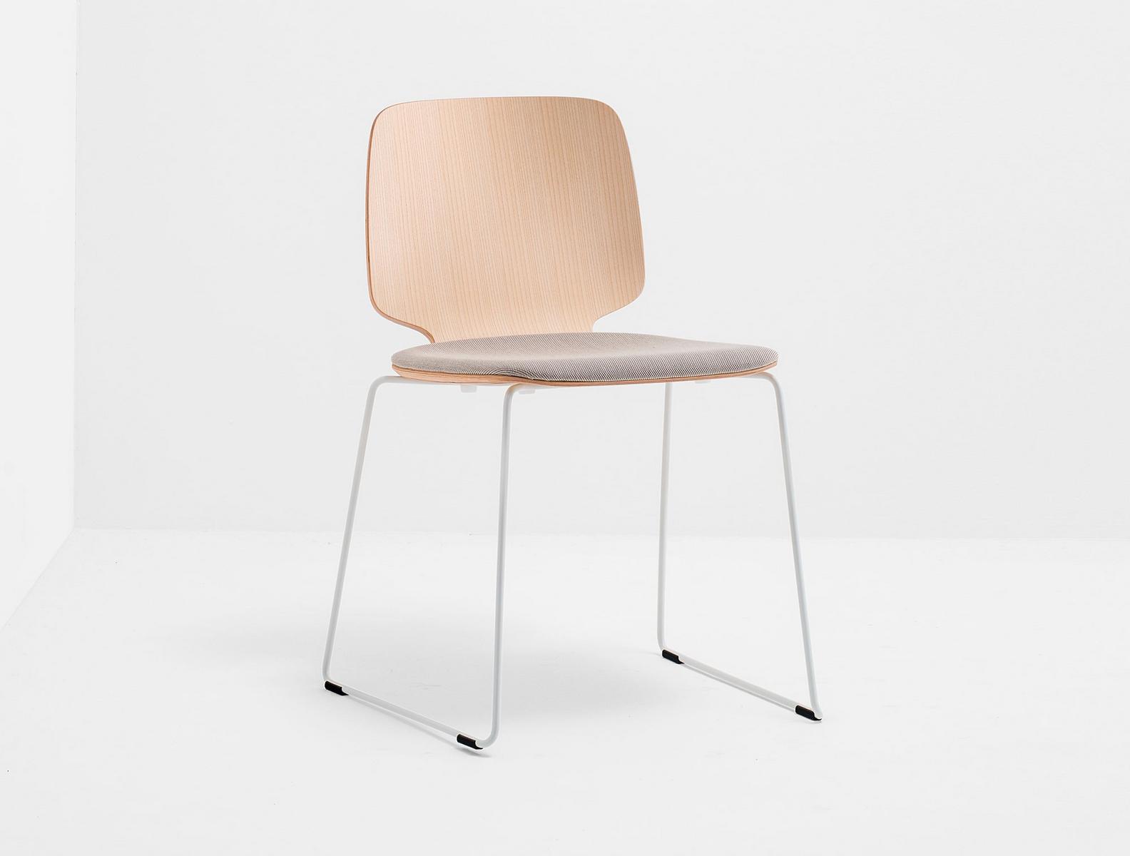 BABILA 2720 Sled base wooden chair