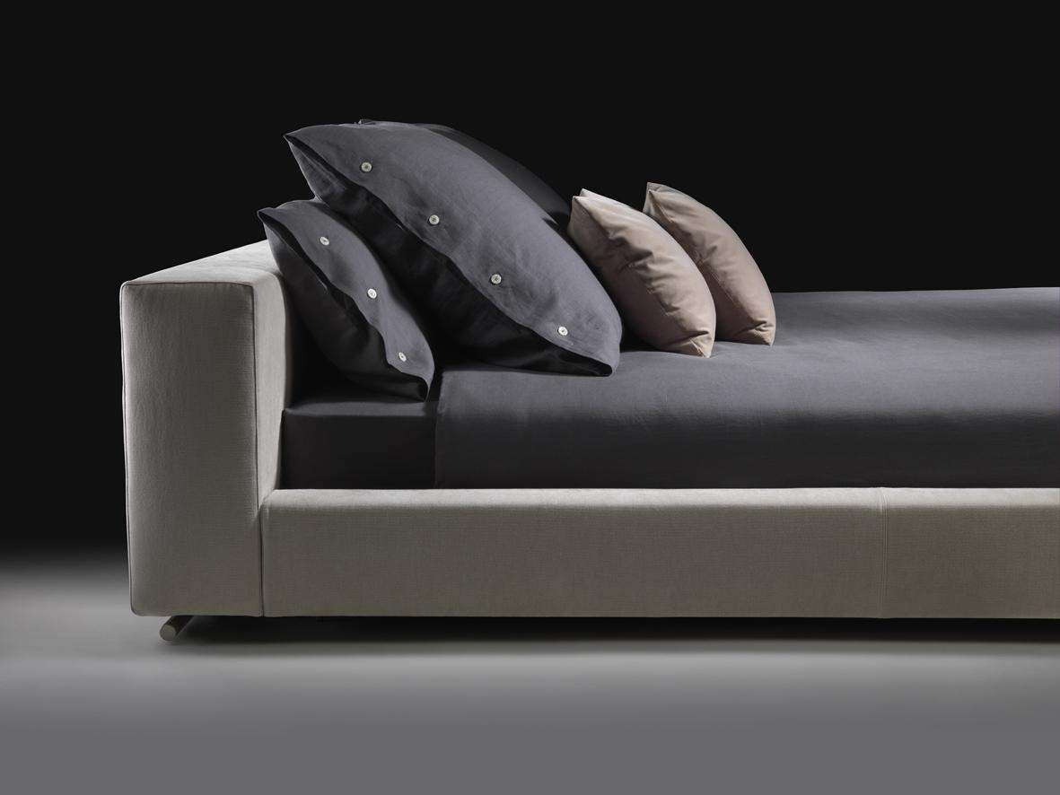 GROUNDPIECE Fabric double bed with removable cover