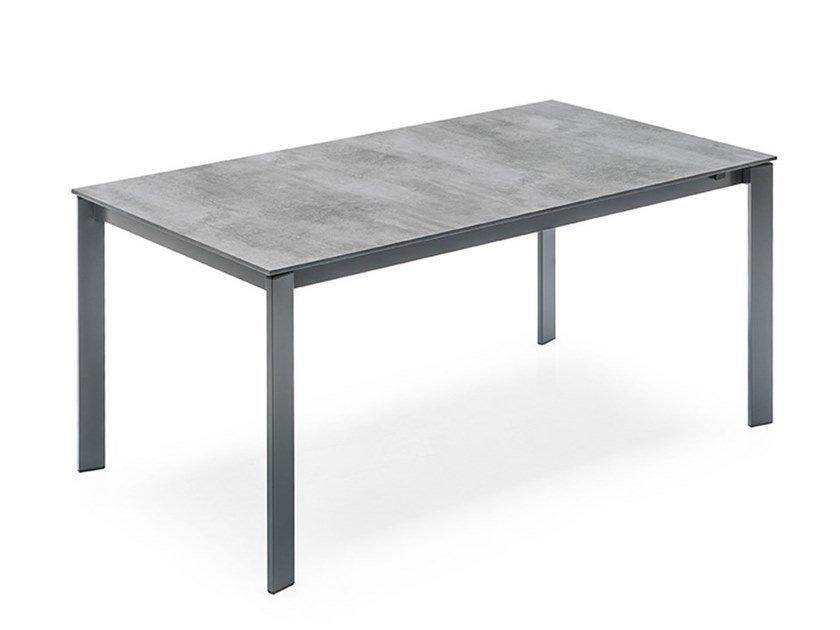 EMINENCE Extending melamine-faced chipboard table