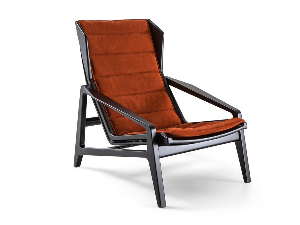 D.156.3 Ergonomic armchair with armrests