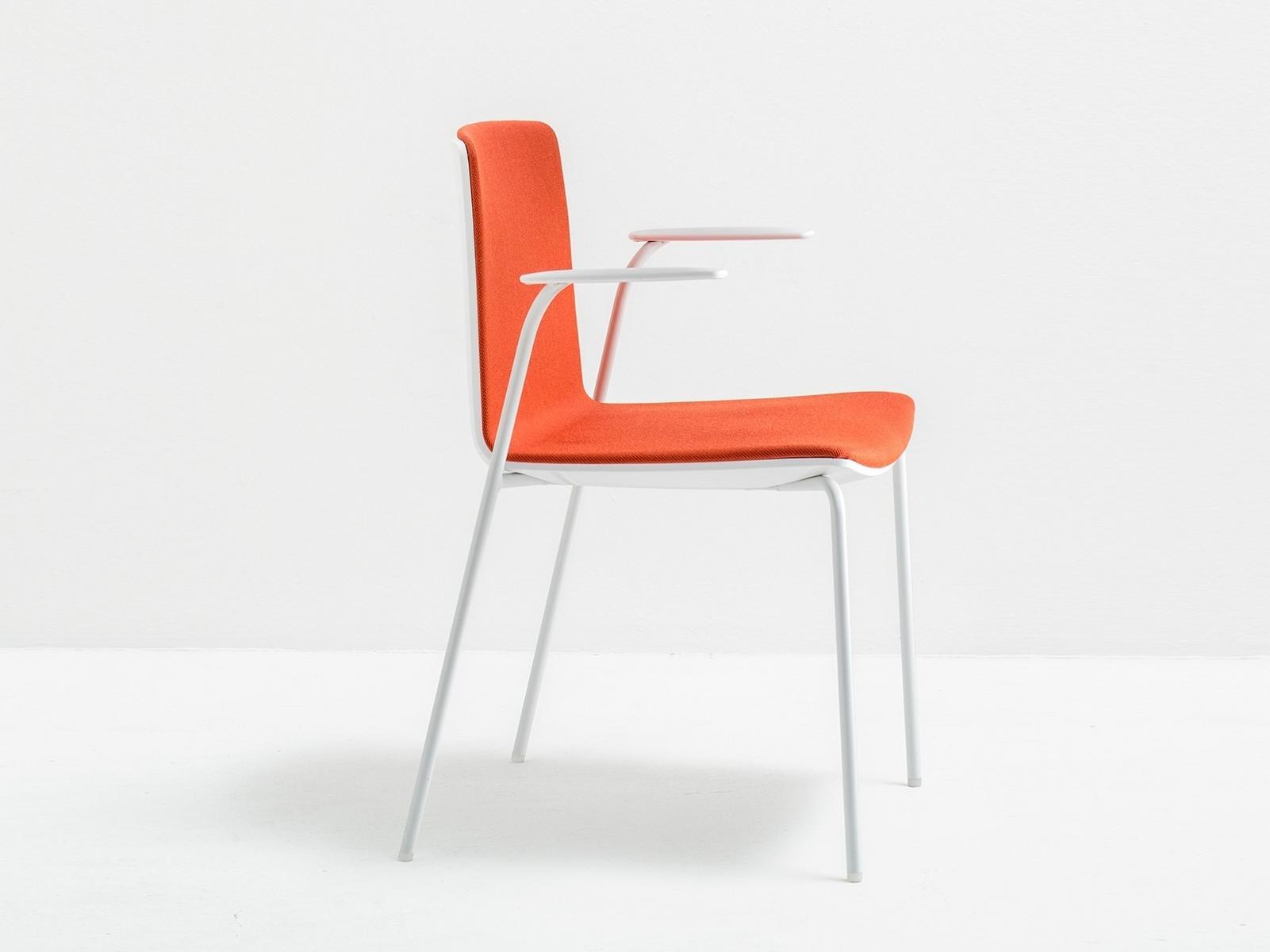 NOA 726 Upholstered polycarbonate chair with armrests