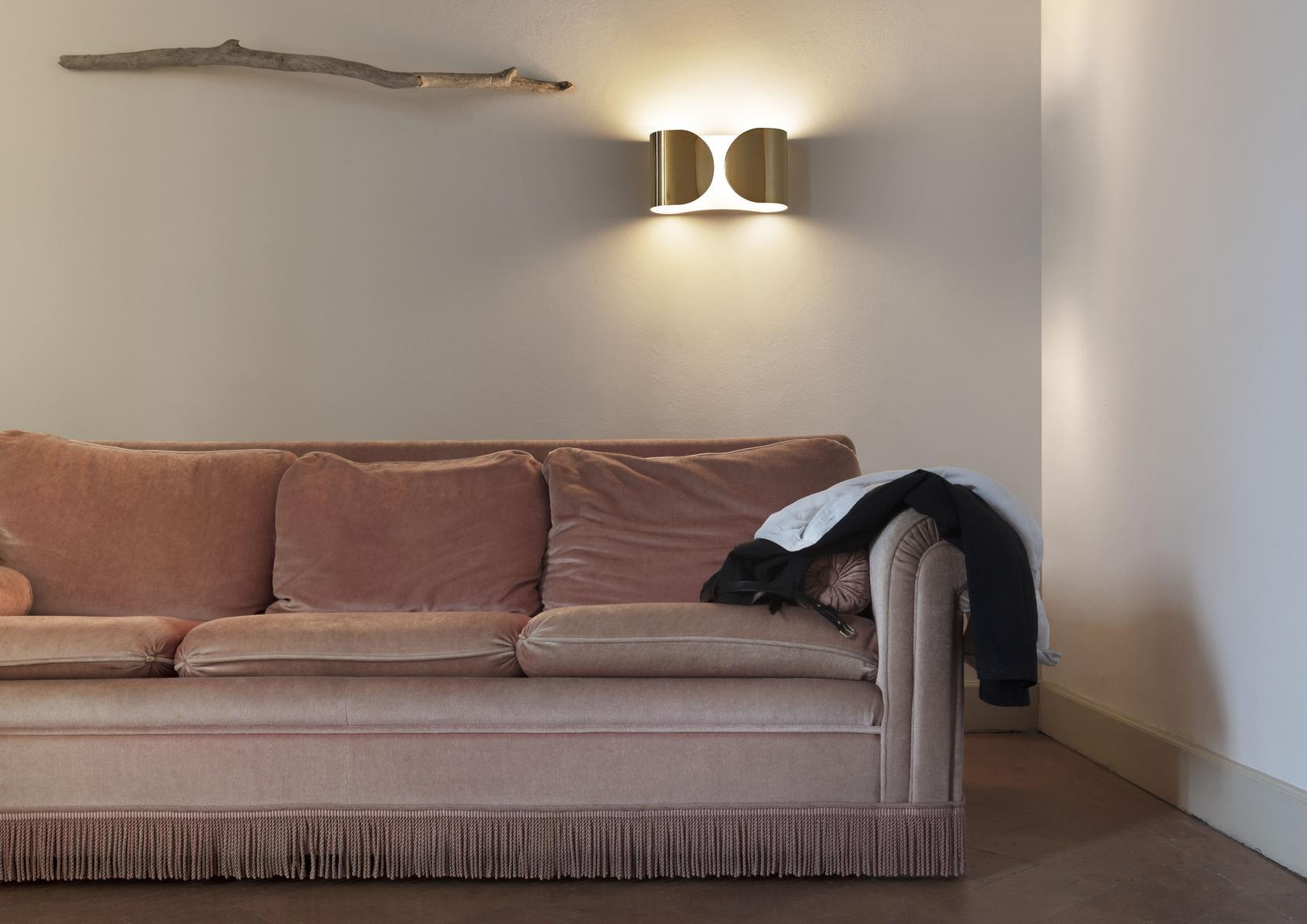 FOGLIO Powder coated steel wall lamp