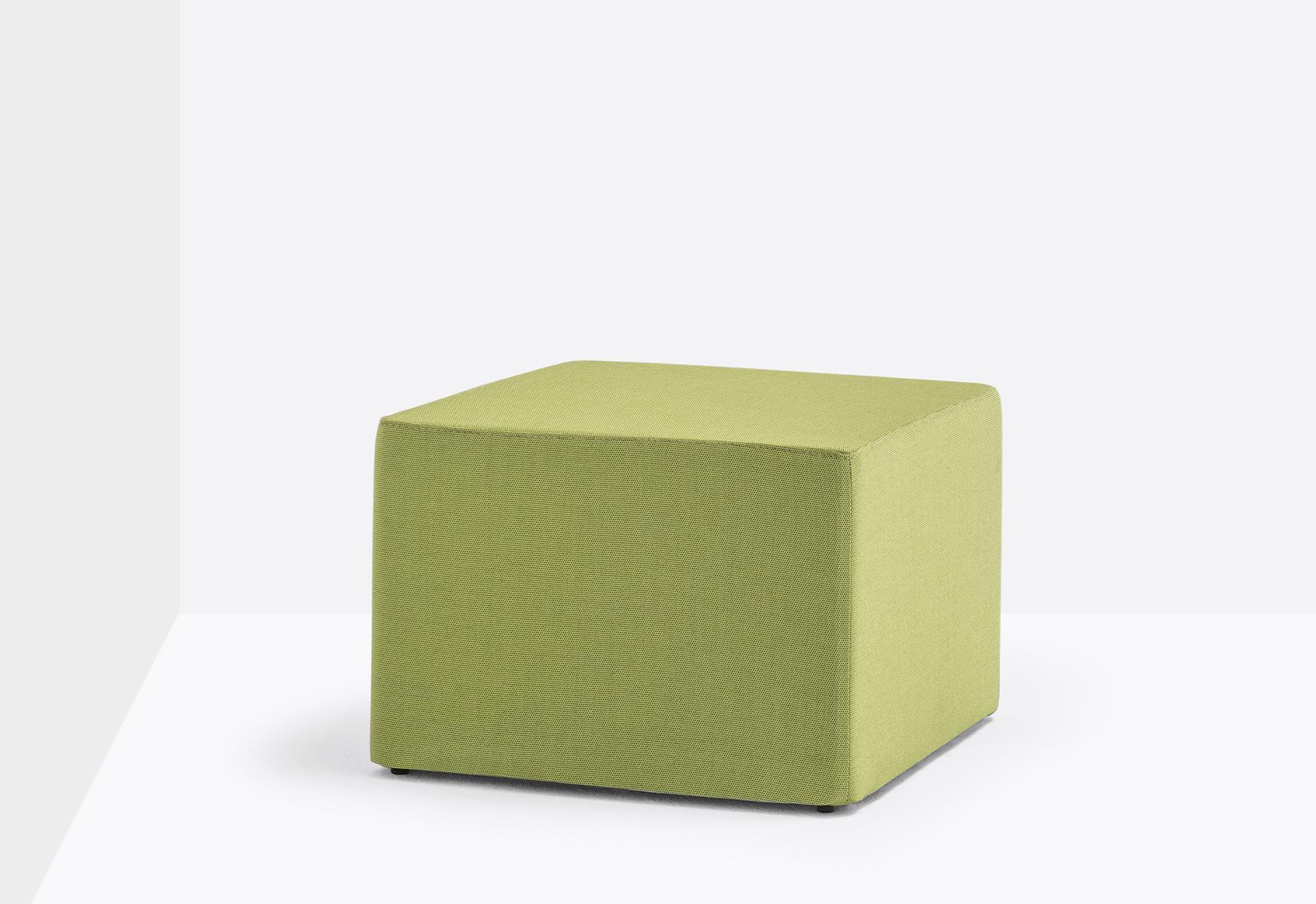 WOW 324 Square fabric pouf