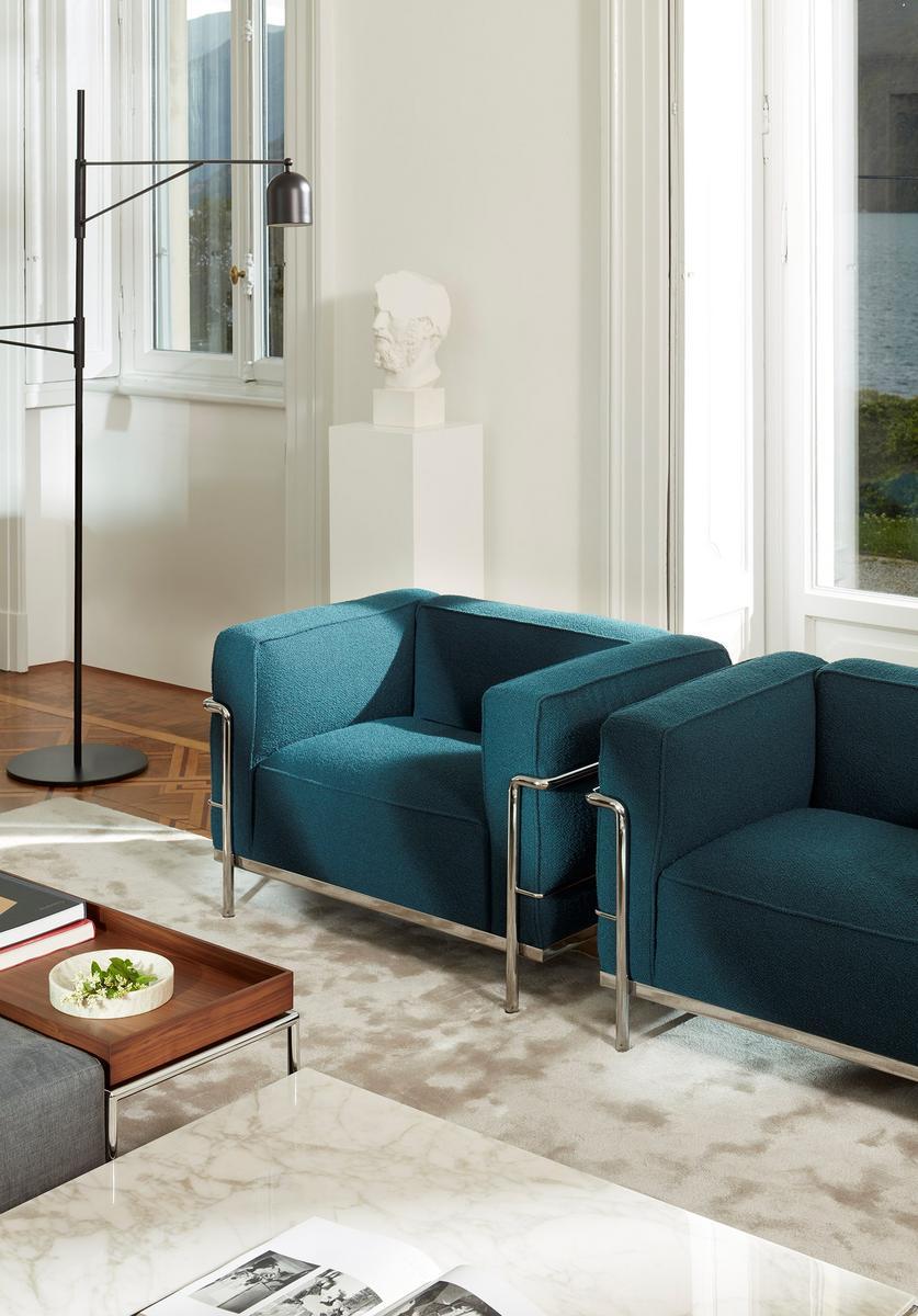 003 LC3 FAUTEUIL GRAND CONFORT DURABLE Armchair with armrests