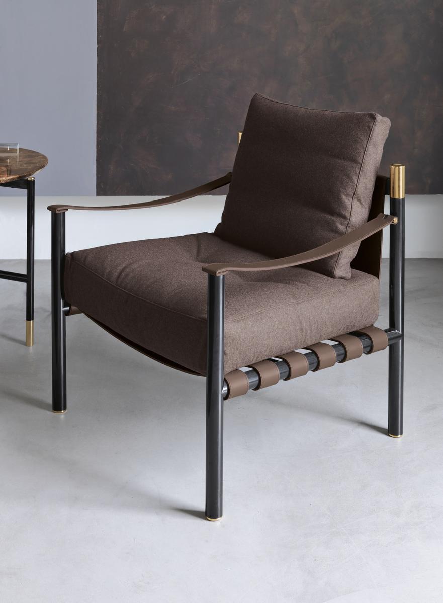 IKO Easy chair with armrests