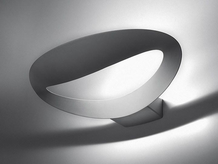 MESMERI Indirect light die cast aluminium wall lamp