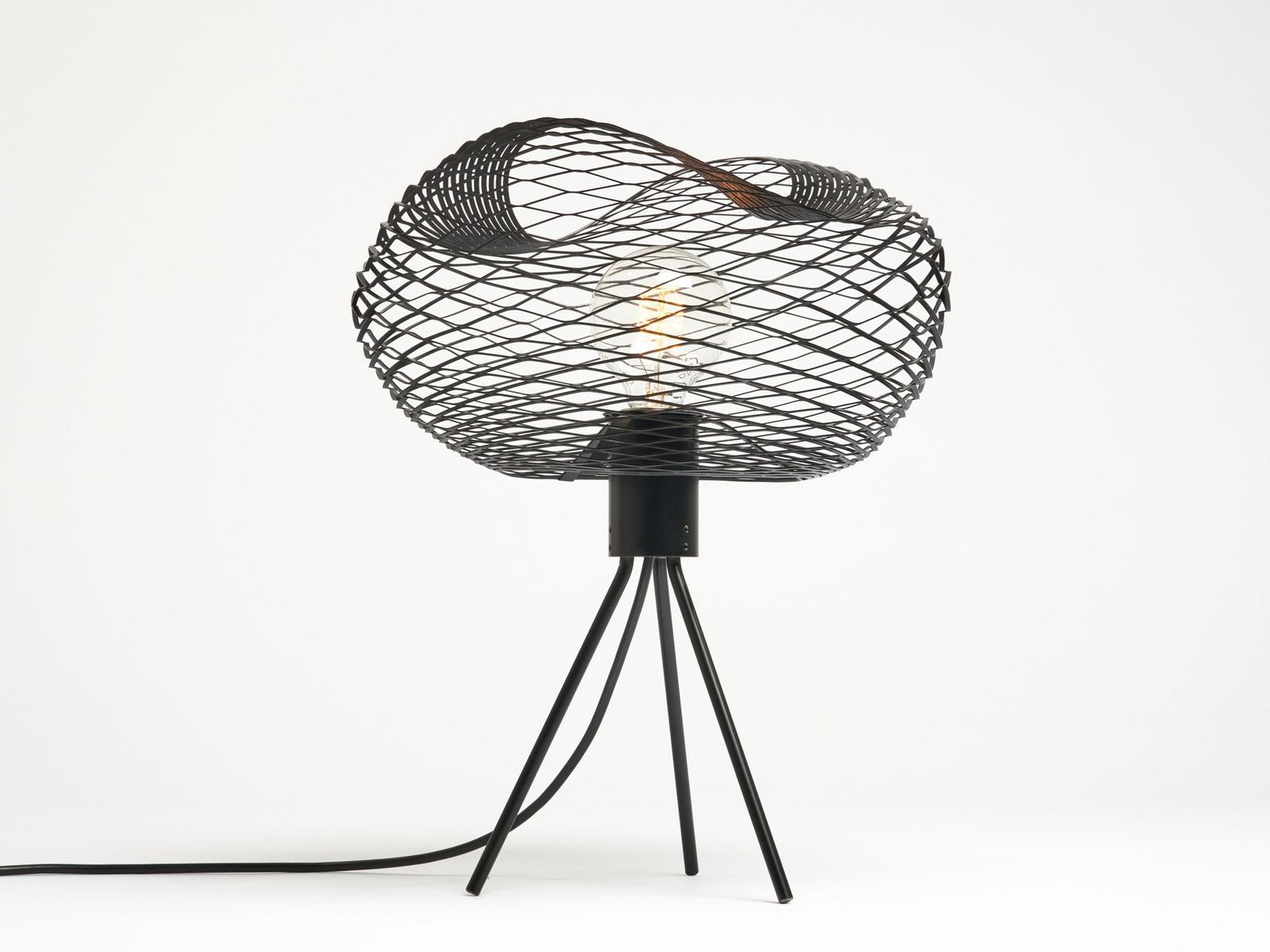 NET Direct light iron table lamp