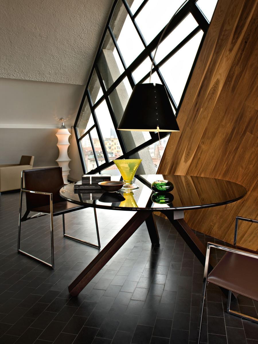 CALMA Sled base leather chair