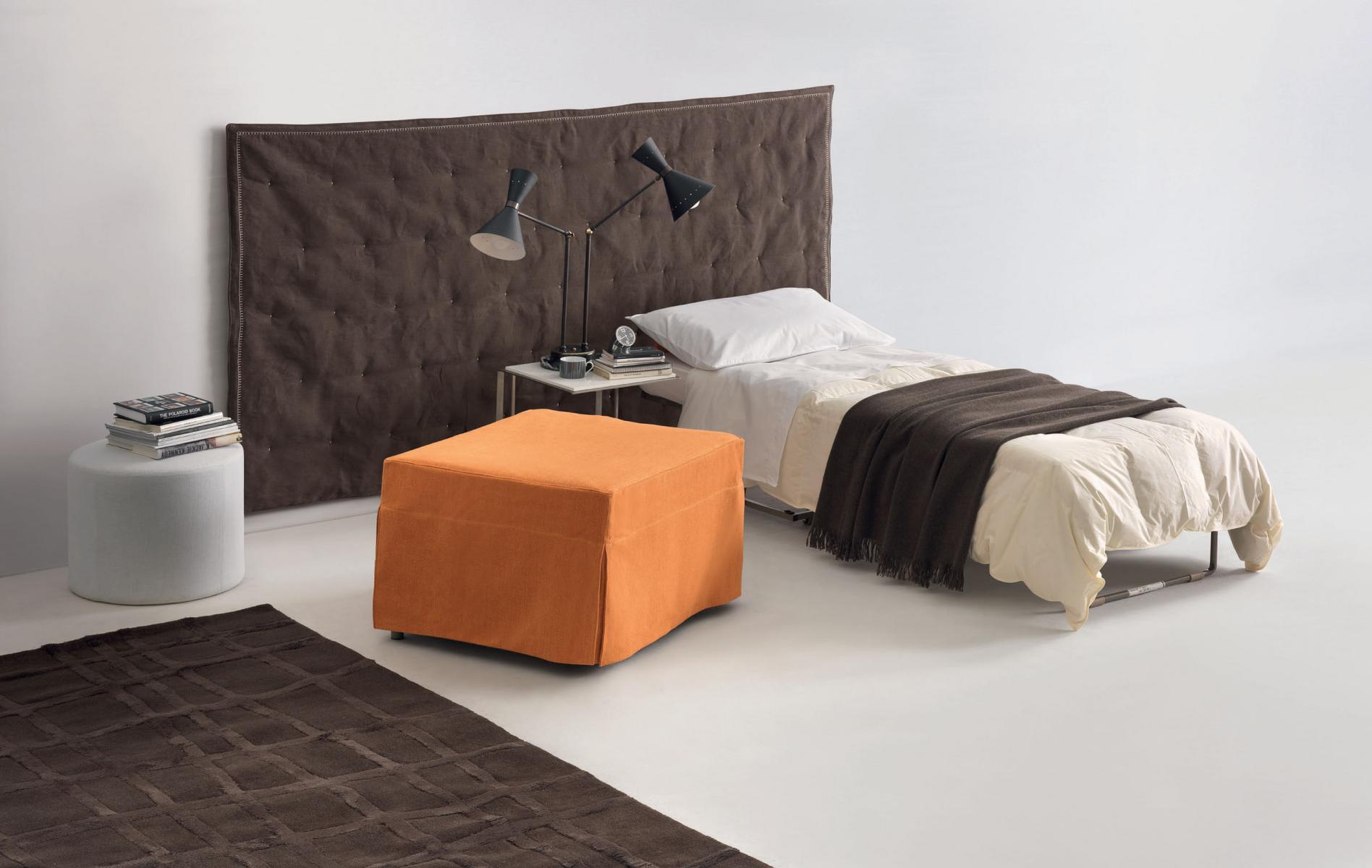 PLUTO Fabric pouf bed with removable lining