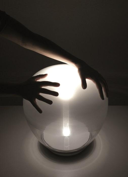 EMPATIA LED blown glass table lamp