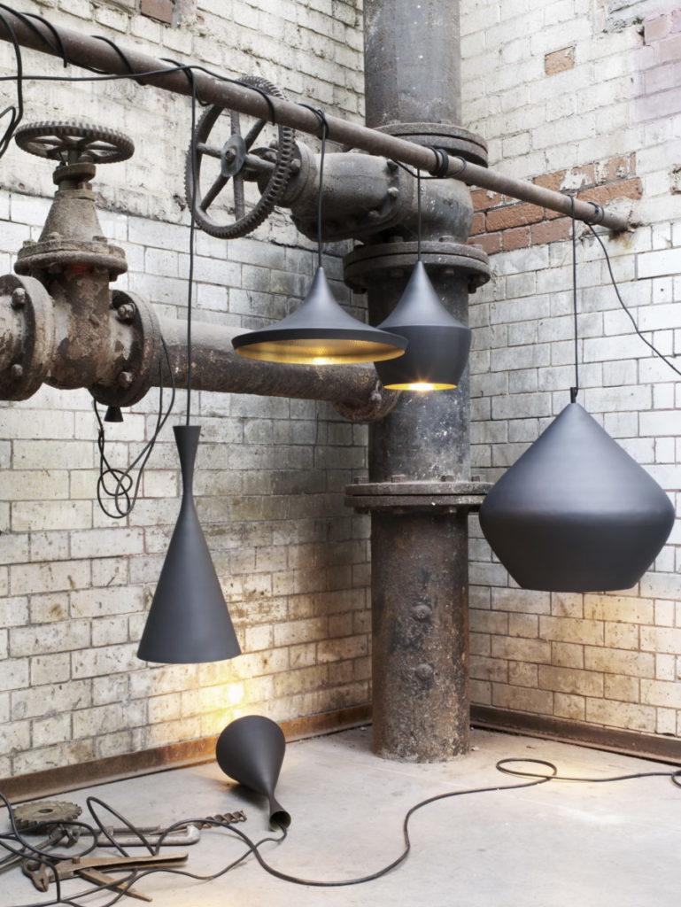 BEAT Metal pendant lamp in a contemporary style