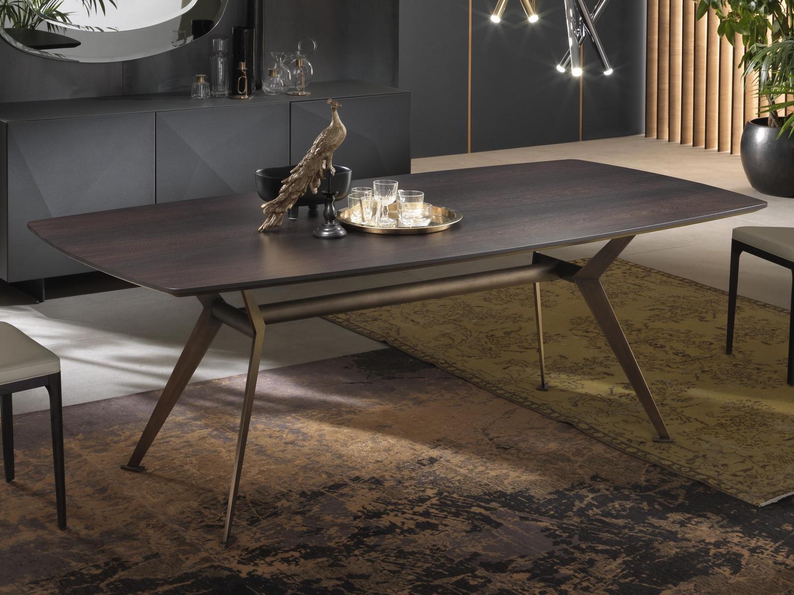 MASTER Rectangular wooden table