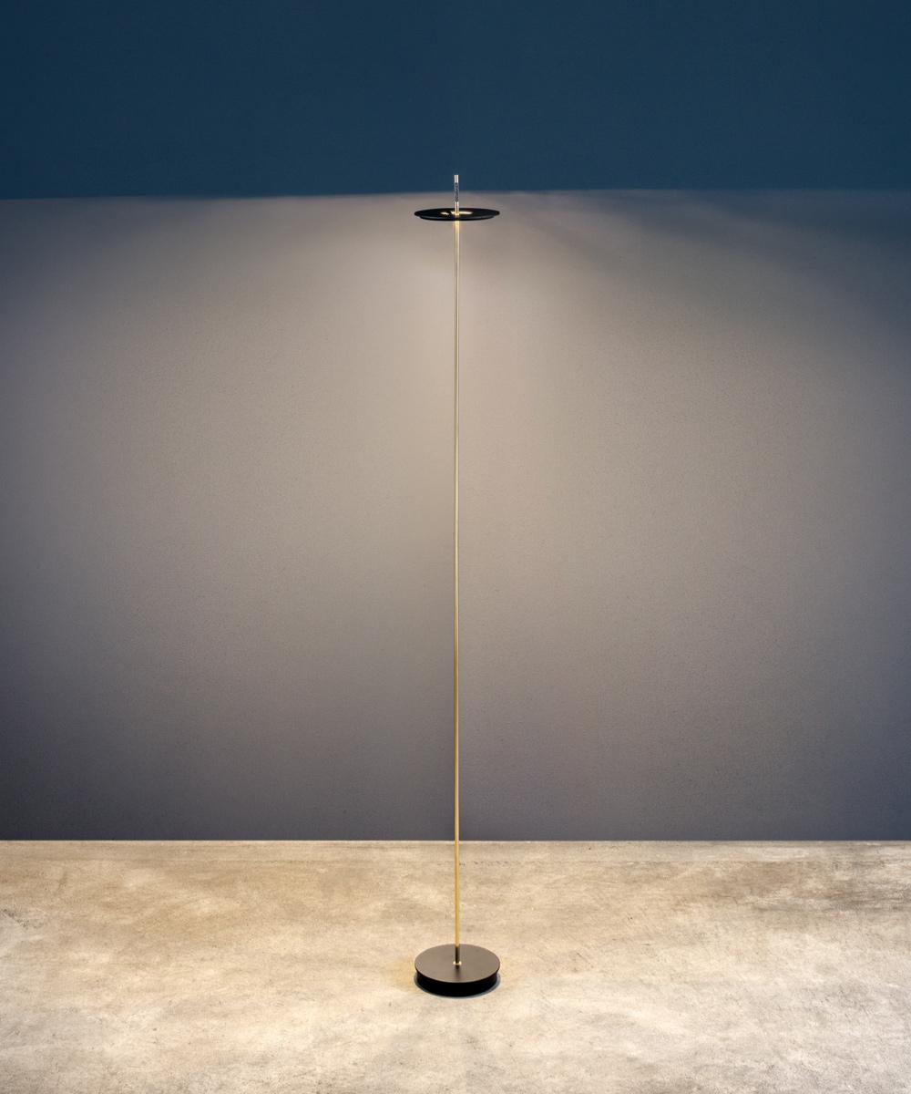 GIULIETTA BE F LED brass floor lamp cordless