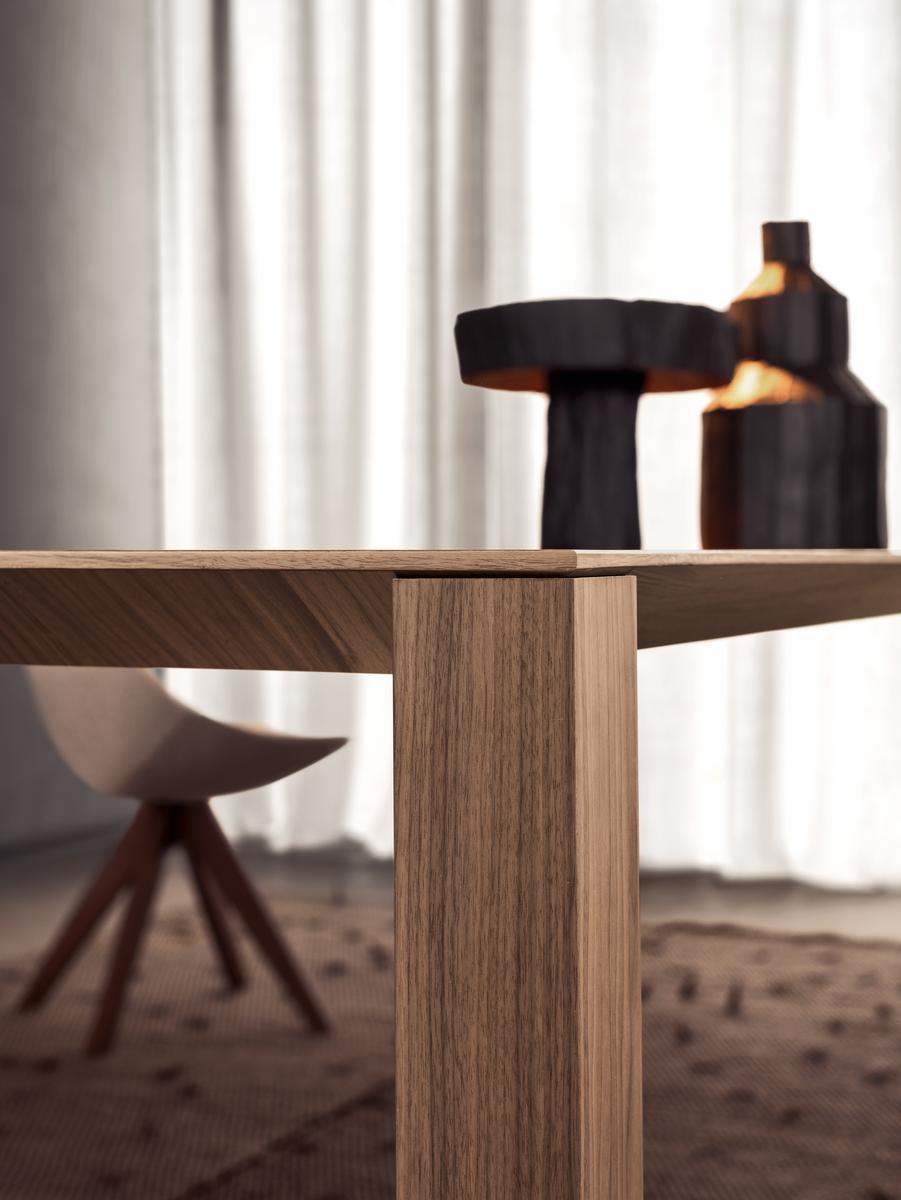 WOODY Custom wooden table
