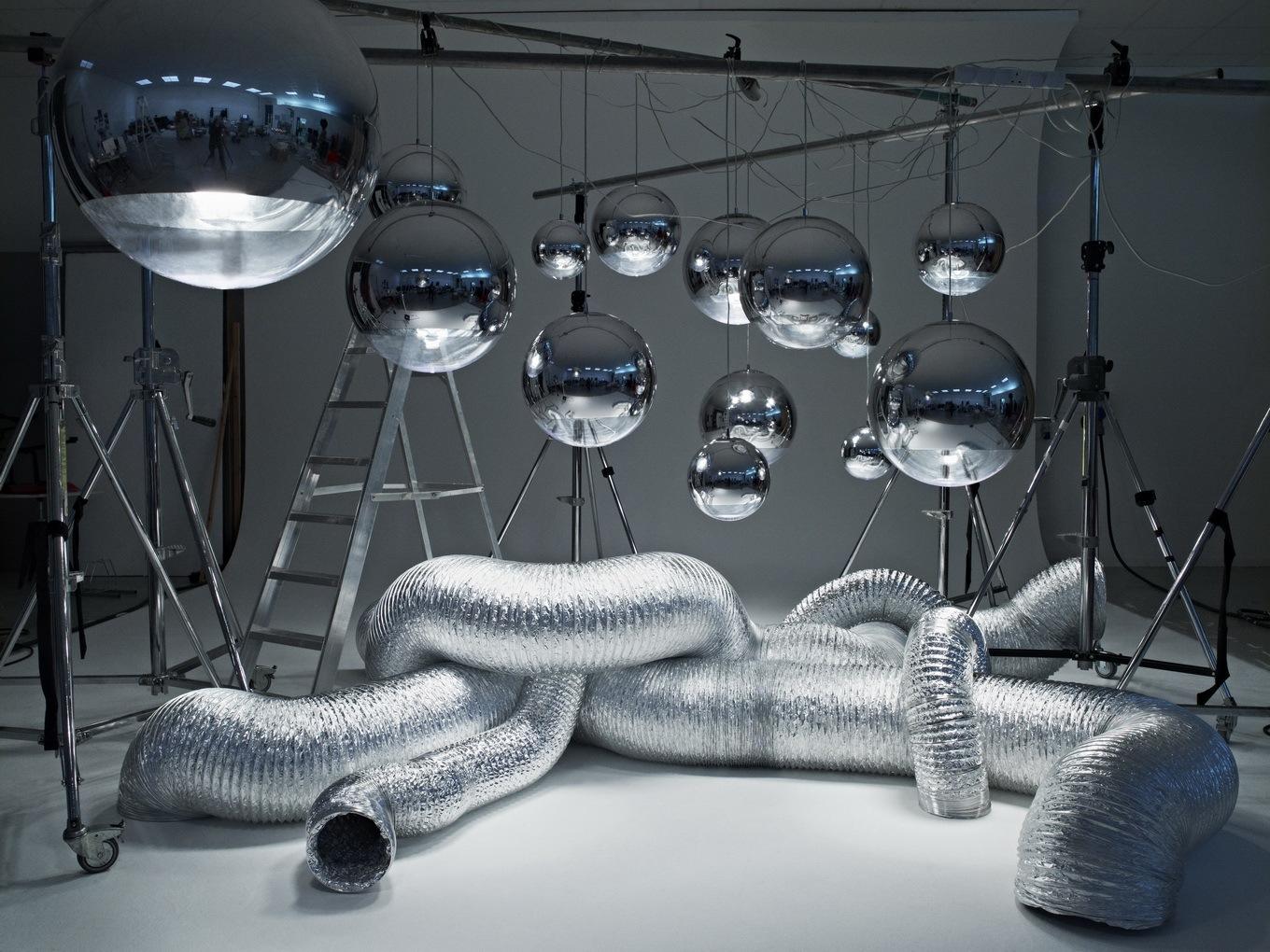 MIRROR BALL Glass pendant lamp in a contemporary style