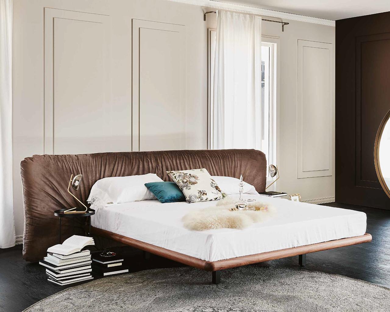 MARLON Leather bed with upholstered headboard