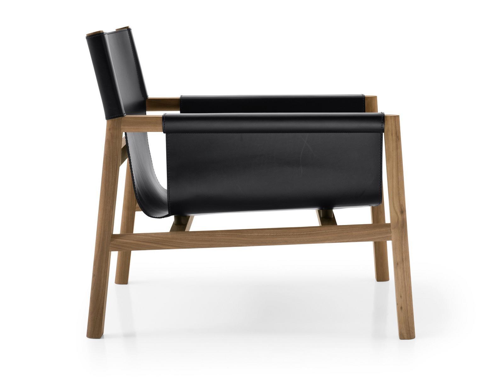 PABLO Tanned leather armchair with armrests