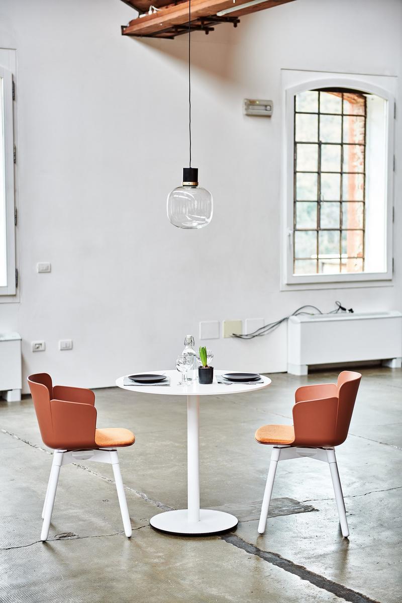CALLA PL C PP Polypropylene chair with armrests