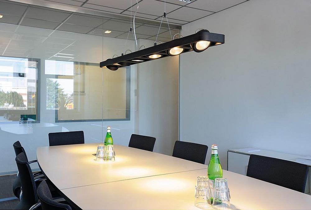 LYNAH Aluminium pendant lamp in a contemporary style