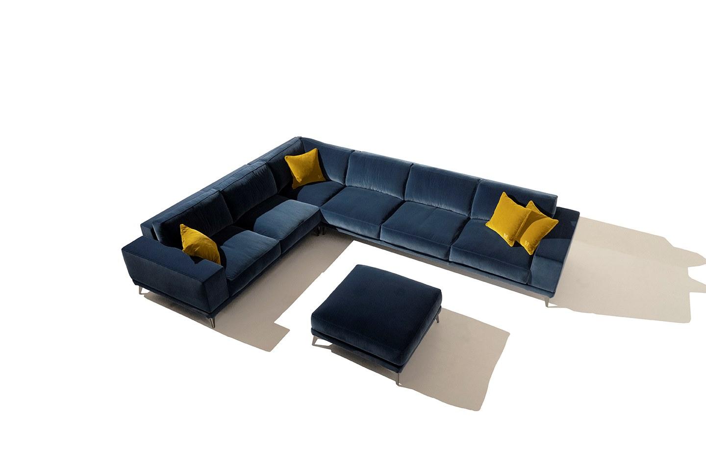 TESLA Square velvet pouf