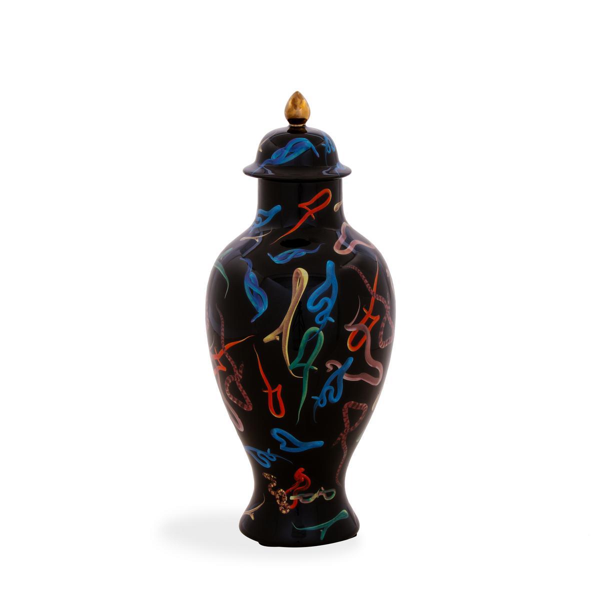 SNAKES Porcelain vase