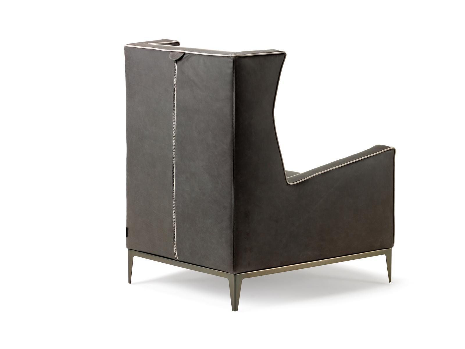 GOLDFINGER Armchair with armrests