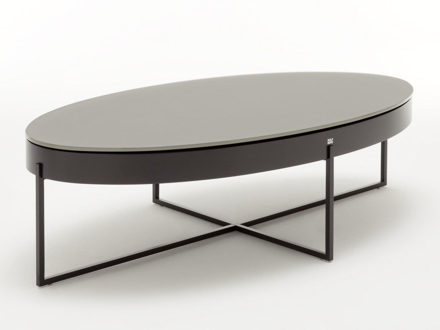 8440 Oval coffee table with storage space